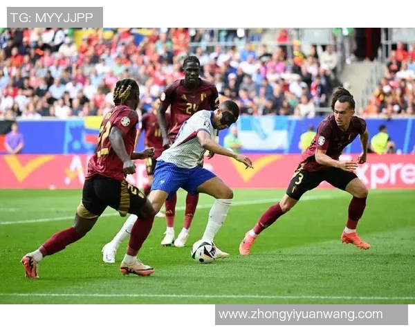 欧洲杯精彩对决格鲁吉亚迎战丹麦球队争夺小组出线权 欧洲杯精彩对决格鲁吉亚迎战丹麦球队争夺小组出线权